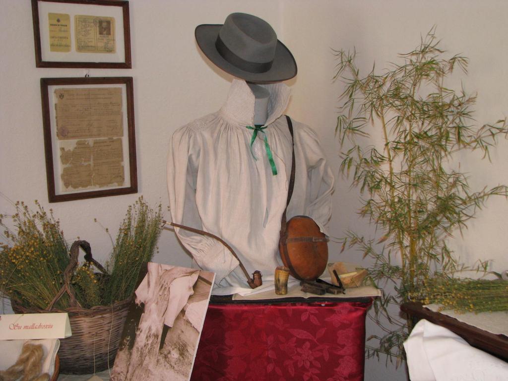 S'Attobiu Guest Rooms Teulada Εξωτερικό φωτογραφία